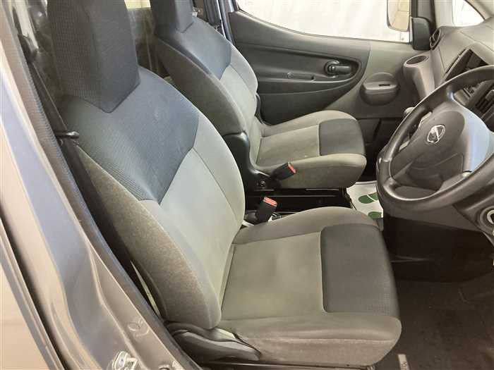 2020 Nissan NV200 Vanette DBF-VM20 (UW-6981ac32a7e59)[9]