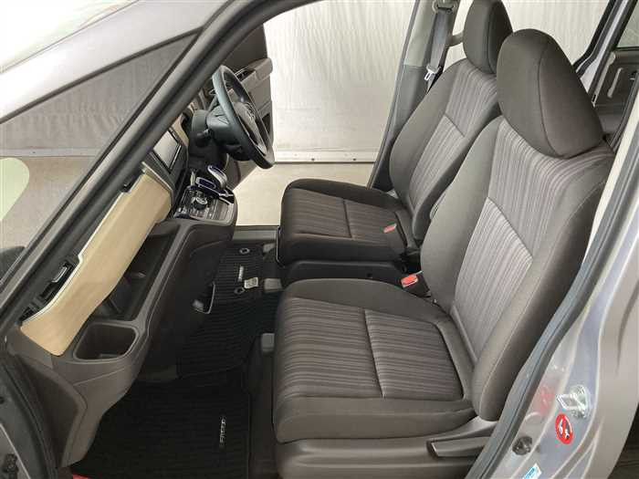 2019 Honda Freed DAA-GB7 (UW-69a69419de011)[15]