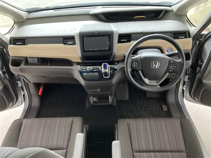 2019 Honda Freed DAA-GB7 (UW-69a69419de011)[16]