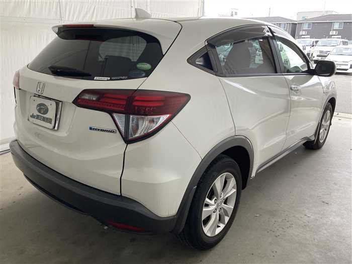 2014 Honda VEZEL DAA-RU3 (UW-695e10e78d11b)[1]
