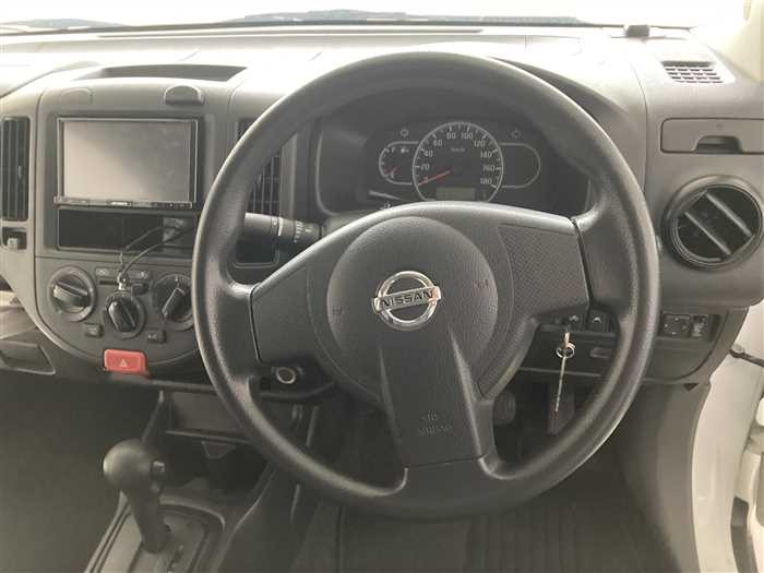 2020 Nissan NV150 AD DBF-VY12 (UW-694cf60d6e901)[15]