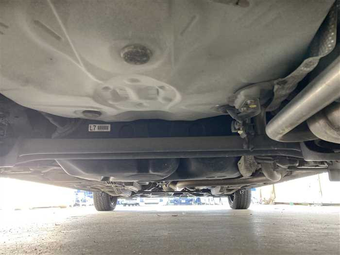 2013 Toyota Ractis DBA-NCP120 (UW-6981ac56d1798)[6]