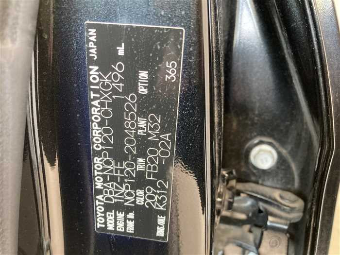 2013 Toyota Ractis DBA-NCP120 (UW-6981ac56d1798)[25]