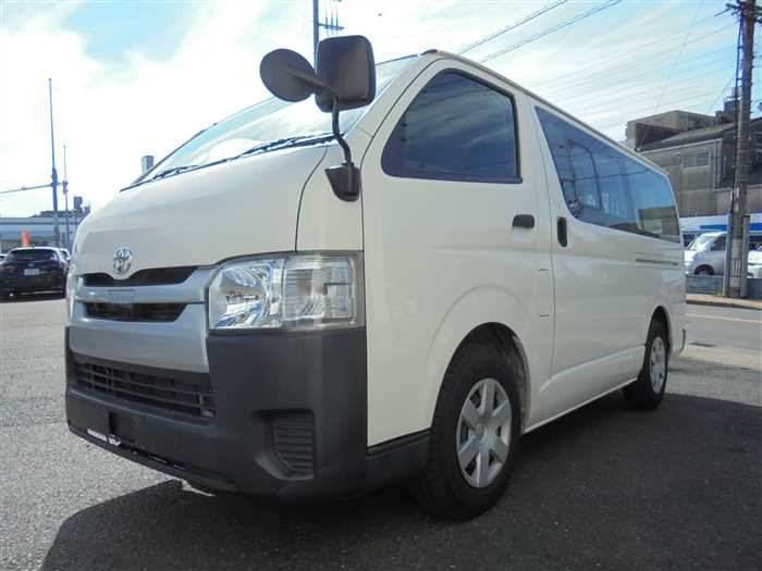2019 Toyota Regiusace Van TRH200V (UW-69ad0008b9810)[0]