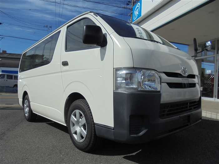 2019 Toyota Regiusace Van TRH200V (UW-69ad0008b9810)[1]