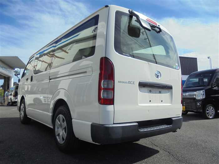 2019 Toyota Regiusace Van TRH200V (UW-69ad0008b9810)[2]