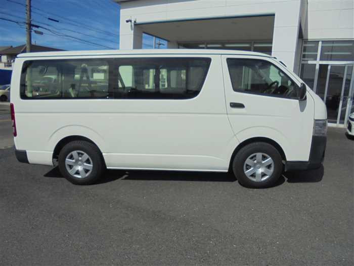 2019 Toyota Regiusace Van TRH200V (UW-69ad0008b9810)[7]