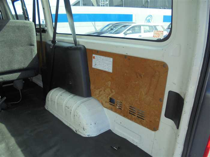 2019 Toyota Regiusace Van TRH200V (UW-69ad0008b9810)[14]