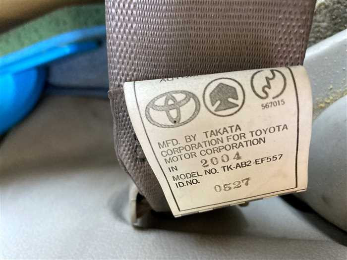 2004 Hino Liesse II KK-HDB51M (UW-69b2795879864)[26]