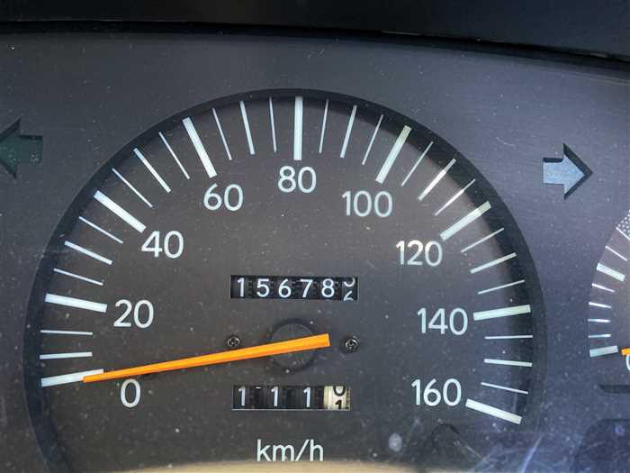 2004 Hino Liesse II KK-HDB51M (UW-69b2795879864)[27]