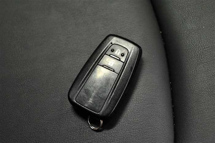 2015 Toyota Prius DAA-ZVW50 (UW-695e11269ae39)[26]