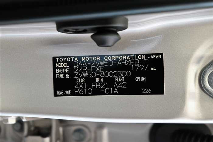 2015 Toyota Prius DAA-ZVW50 (UW-695e11269ae39)[29]