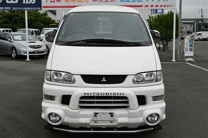 2005 Mitsubishi Delica Spacegear GH-PD6W (UW-695e1127d1c67)[4]