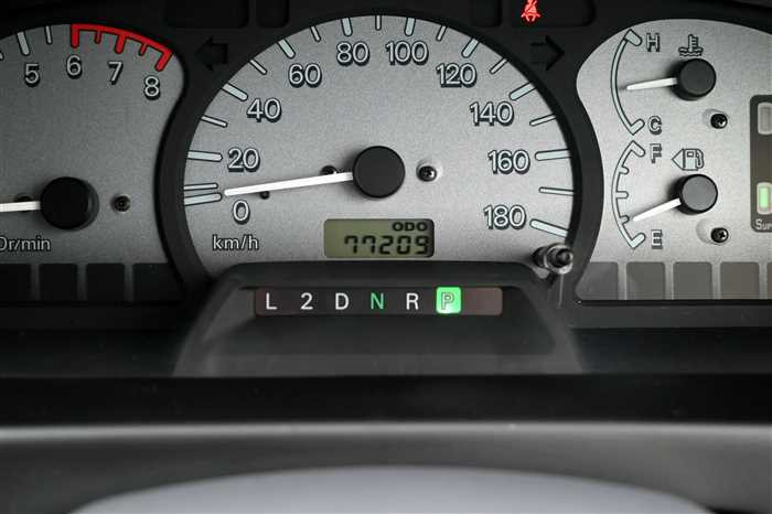 2005 Mitsubishi Delica Spacegear GH-PD6W (UW-695e1127d1c67)[27]