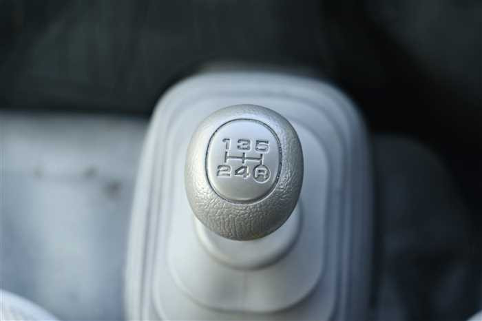 2012 Toyota Dyna ABF-TRY220 (UW-6981ac53a1cf4)[22]