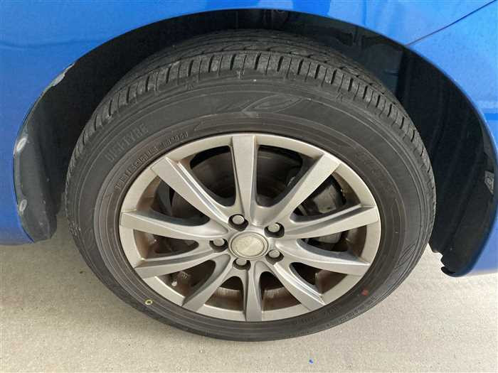 2015 Toyota Sienta DBA-NSP170G (UW-69ad003894cd2)[7]