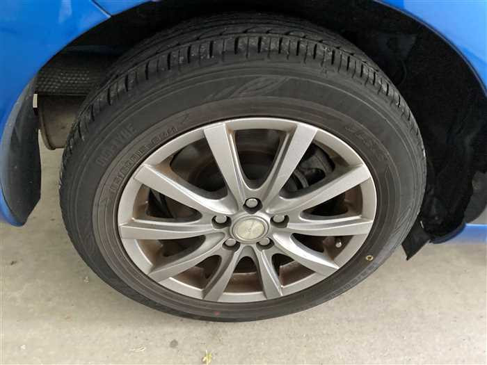 2015 Toyota Sienta DBA-NSP170G (UW-69ad003894cd2)[8]