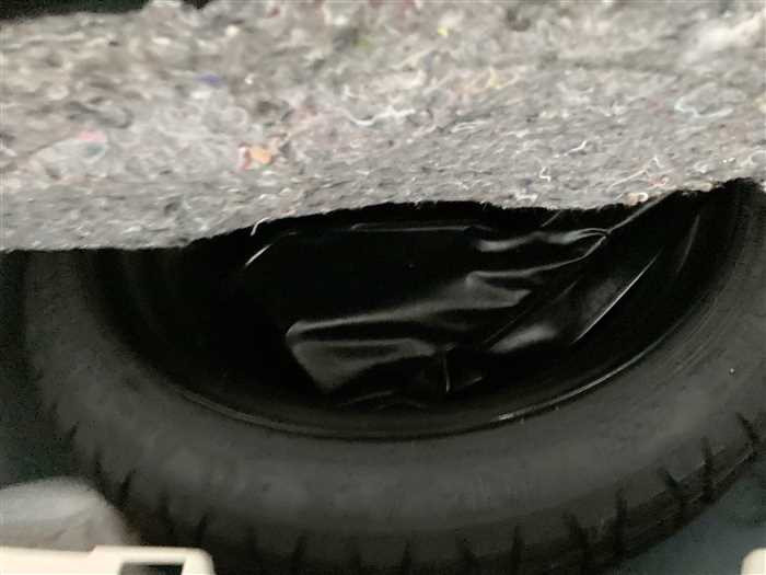 2015 Toyota Sienta DBA-NSP170G (UW-69ad003894cd2)[13]