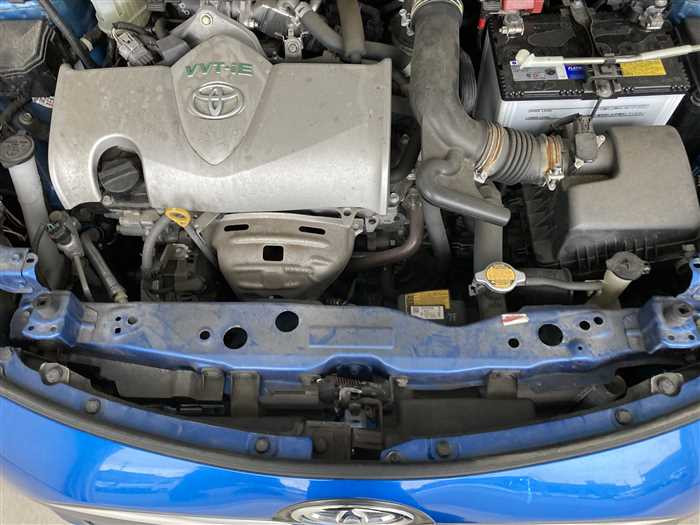 2015 Toyota Sienta DBA-NSP170G (UW-69ad003894cd2)[28]