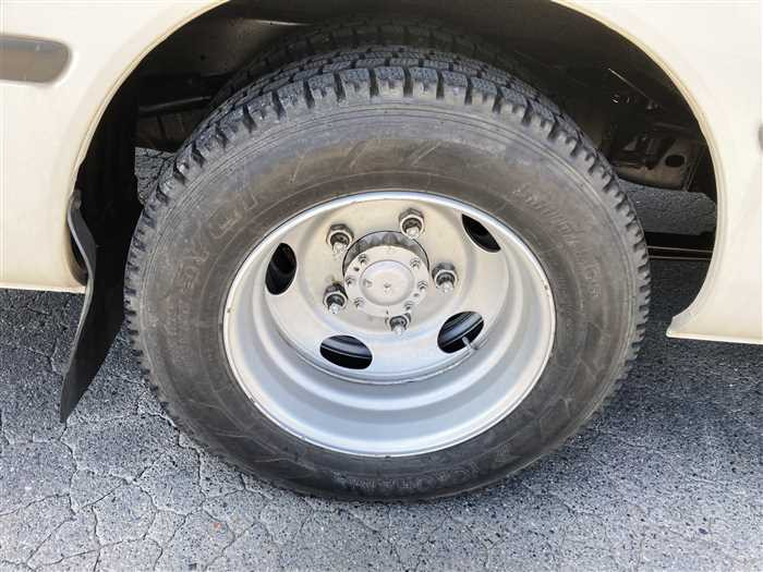 2005 Toyota Coaster PB-XZB51 (UW-69ad0038be3d9)[10]