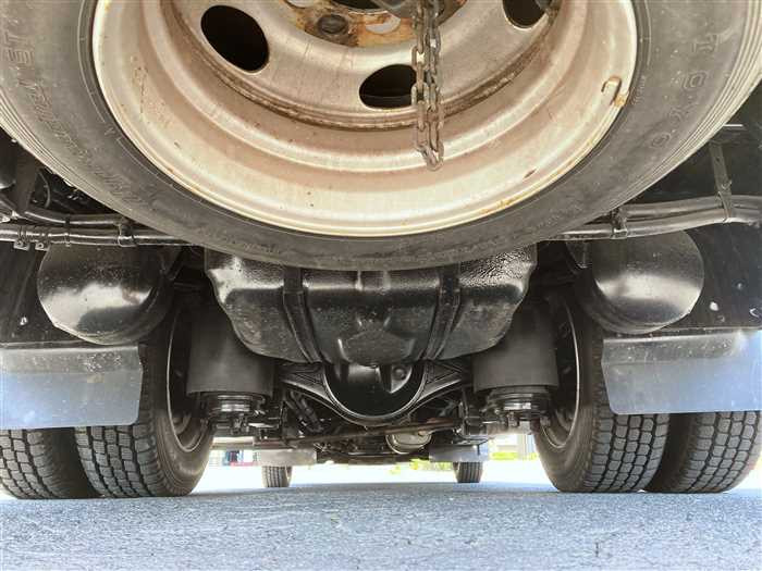 2005 Toyota Coaster PB-XZB51 (UW-69ad0038be3d9)[11]