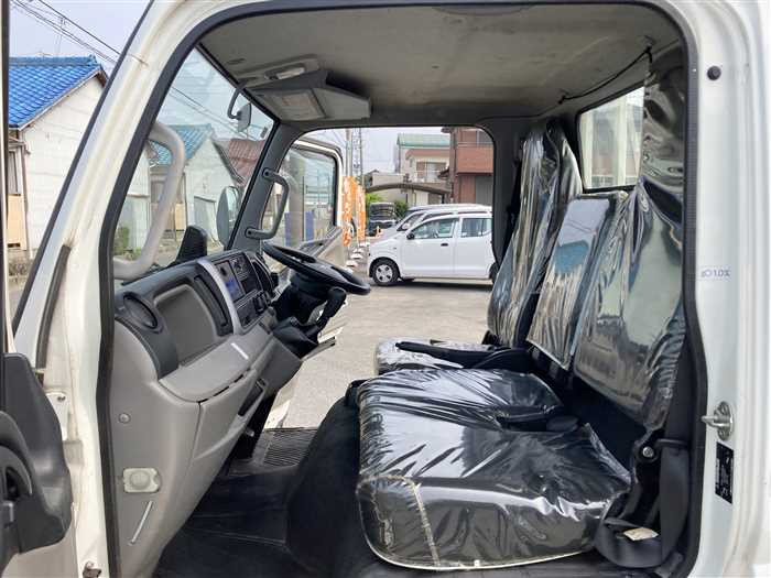 2018 Mitsubishi Canter TPG-FEA50 (UW-695e1123120ff)[17]
