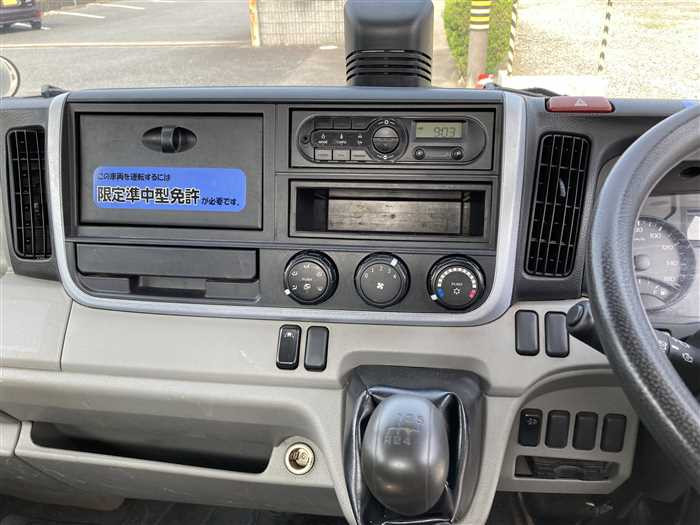 2018 Mitsubishi Canter TPG-FEA50 (UW-695e1123120ff)[18]