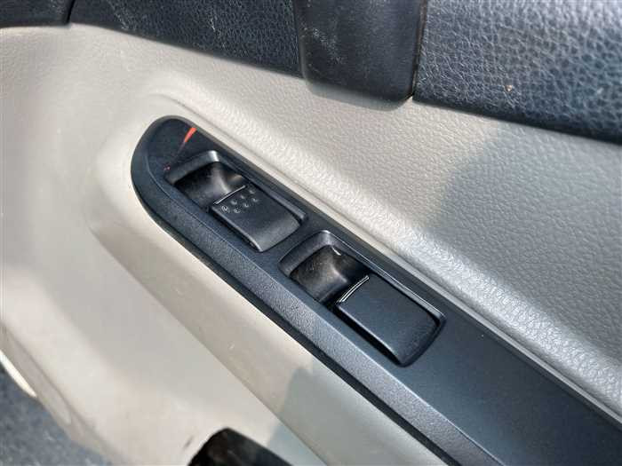 2018 Mitsubishi Canter TPG-FEA50 (UW-695e1123120ff)[20]