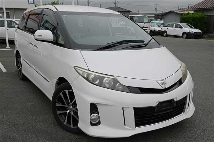 2013 Toyota Estima DBA-ACR50W (UW-6981ac55e218d)[2]