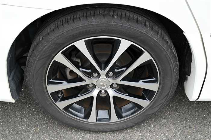 2013 Toyota Estima DBA-ACR50W (UW-6981ac55e218d)[10]