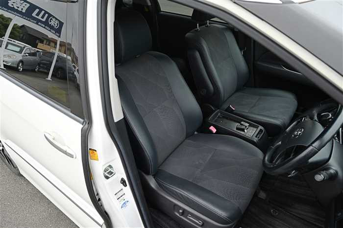 2013 Toyota Estima DBA-ACR50W (UW-6981ac55e218d)[11]