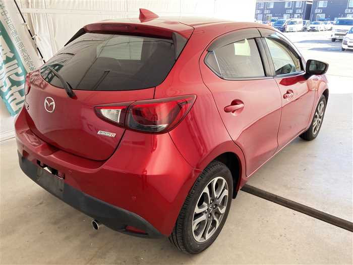 2017 Mazda Demio LDA-DJ5AS (UW-694660c0e5934)[1]
