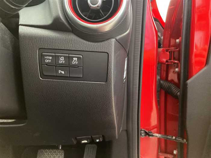 2017 Mazda Demio LDA-DJ5AS (UW-694660c0e5934)[19]