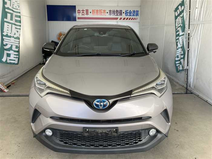 2017 Toyota C-HR DAA-ZYX10 (UW-69771e3d925df)[4]