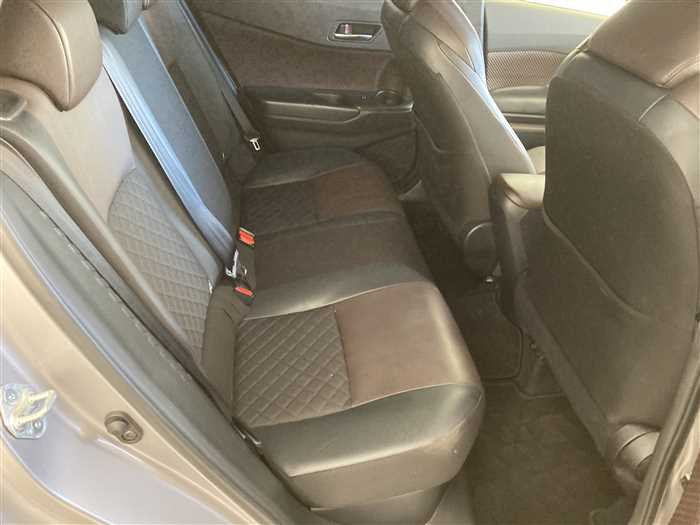 2017 Toyota C-HR DAA-ZYX10 (UW-69771e3d925df)[10]