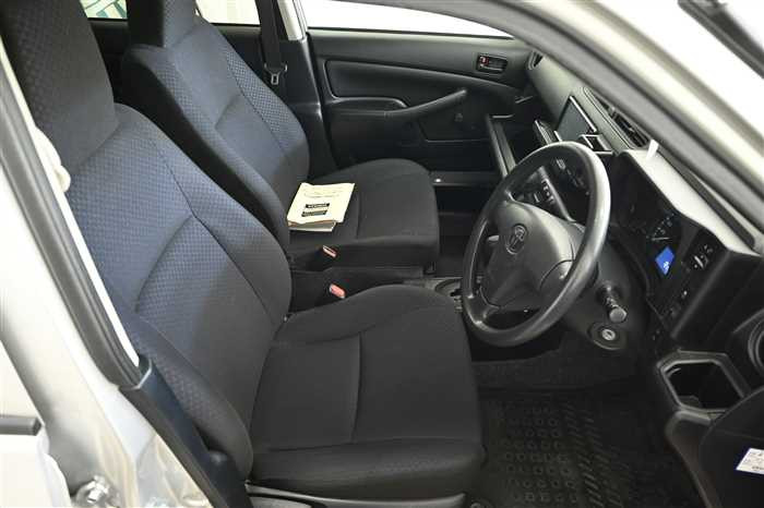 2019 Toyota Probox Van 6AE-NHP160V (UW-6981ac5dcb139)[9]