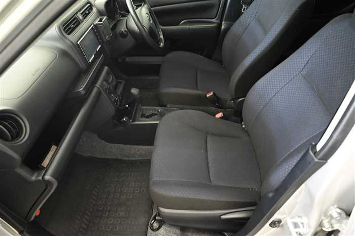 2019 Toyota Probox Van 6AE-NHP160V (UW-6981ac5dcb139)[13]