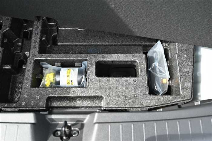 2021 Nissan Note 6AA-FE13 (UW-6981ac5e0c253)[15]