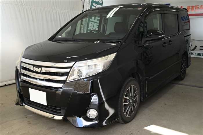 2014 Toyota Noah DBA-ZRR80W
