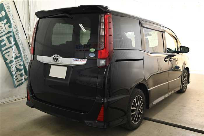 2014 Toyota Noah DBA-ZRR80W (UW-69426910526f6)[1]