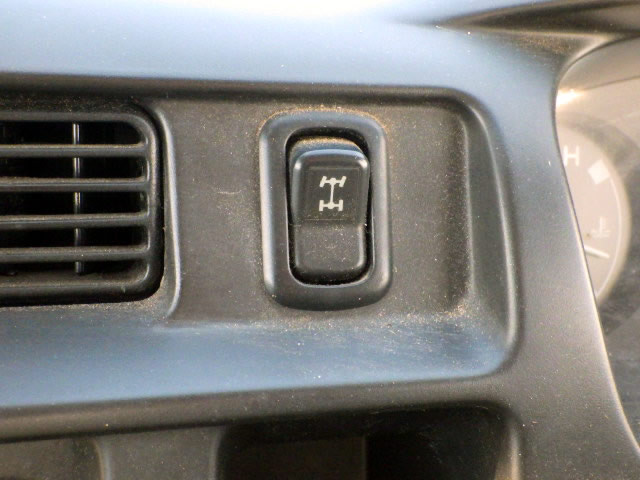 2000 Daihatsu Hijet Truck S210P (UW-6969a0c1ced54)[14]