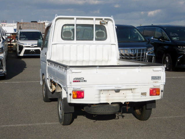 2000 Daihatsu Hijet Truck S210P (UW-6969a0c1ced54)[1]