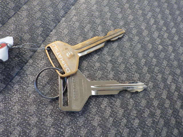 2000 Daihatsu Hijet Truck S210P (UW-6969a0c1ced54)[16]