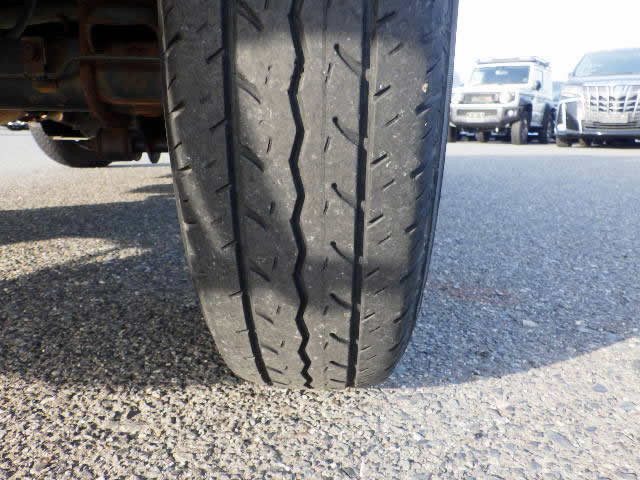 2001 Mitsubishi Minicab Truck U61T (UW-6944bc48ade49)[30]