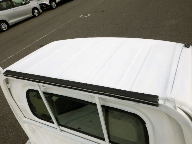 2001 Mitsubishi Minicab Truck U61T (UW-6944bc48ade49)[18]