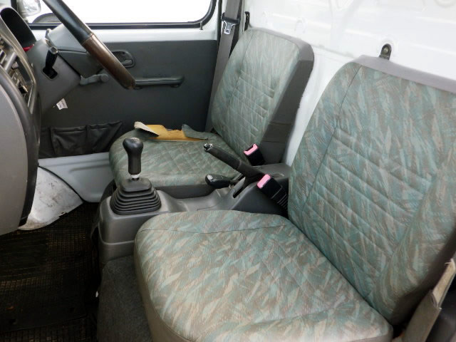 2000 Suzuki Carry Truck DB52T (UW-694defcb4b790)[6]