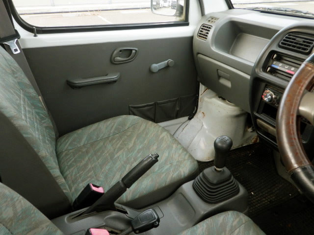 2000 Suzuki Carry Truck DB52T (UW-694defcb4b790)[9]