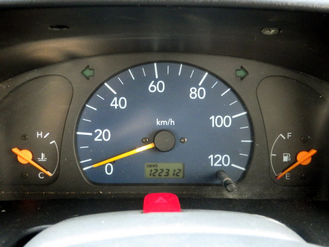 2000 Suzuki Carry Truck DB52T (UW-694defcb4b790)[13]