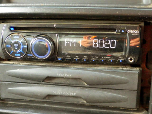 2000 Daihatsu Hijet Truck S200P (UW-695f4bdbf3b67)[11]