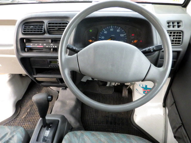 2001 Suzuki Carry Truck DA52T (UW-6969b1600857f)[4]